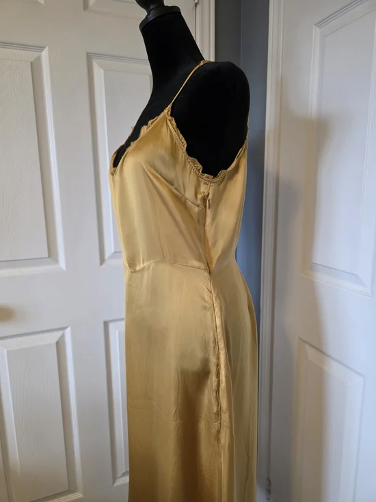 Aritzia Wilfred Satin Slip Midi Dress | Gold Mustard | Size 10 - Picture 7 of 9